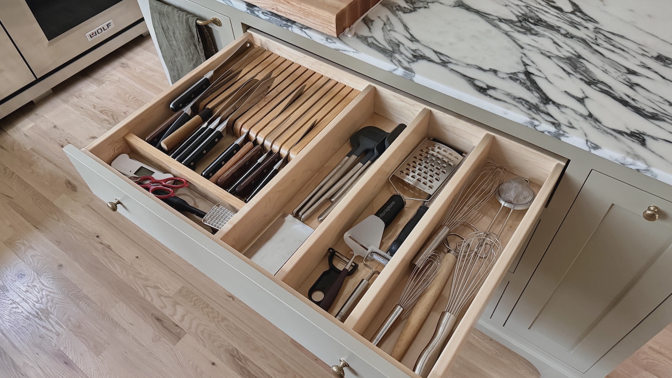 Kitchen Knife Drawer Organization
